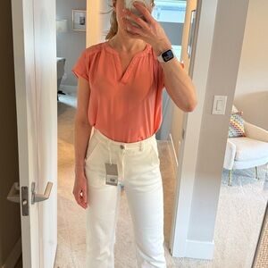 🍑 Banana Republic Coral Cap Sleeve Blouse
Size: XS